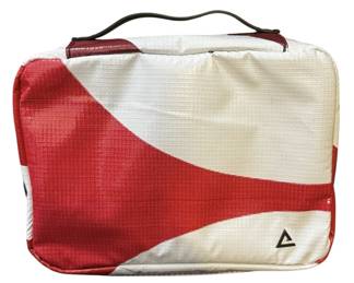 LIKE NEW Rareform Toiletry Bag