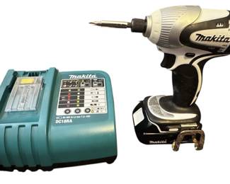Makita Cordless Drill wBattery  Charger