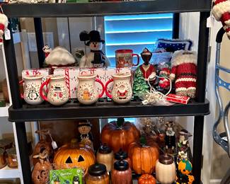 Christmas & Halloween Decor