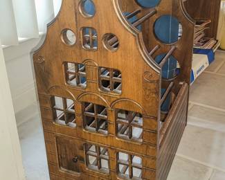Dutch building wine rack