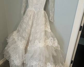 Vintage wedding dress