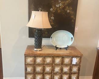 Decorator chest 