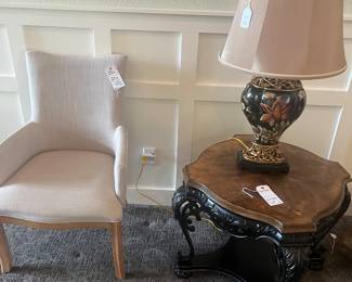 End table decorative lamp 