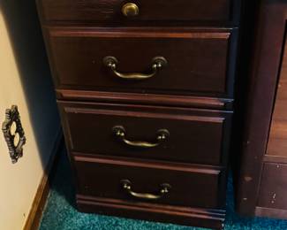 File cabinet two drawer