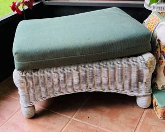 Wicker ottoman