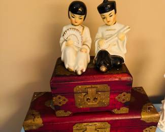 2 Vintage Enesco Japan Asian Oriental Figurines Small 2.5" Tall