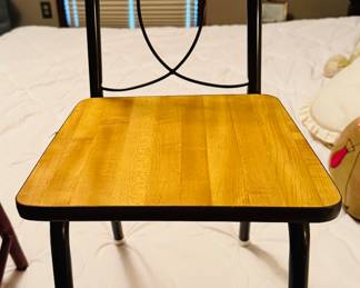 Childs chair