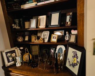 Lots of frames