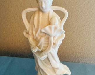 Vintage Solid White Geisha Japanese Lady Figurine Ardalt Japan Verithin Lenvile