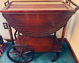 Tea cart