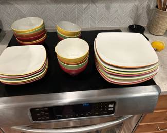 Great looking Noritake Colorwave.