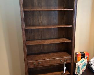 A pair of nice Drexel bookcases.