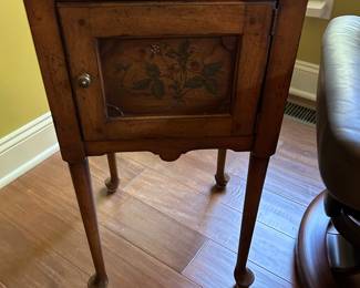 Humidor style table.