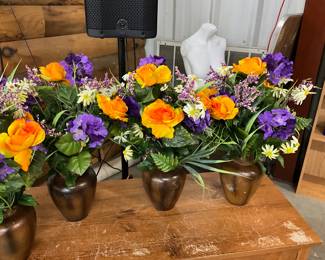 Floral Arrangements w/Vase