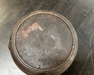 Cast Iron Skillet Made in USA No 8 - 10 1/2"