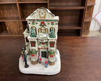 Moments in Time Christmas Village Building "Frosty's Fine Jewelry Shop"