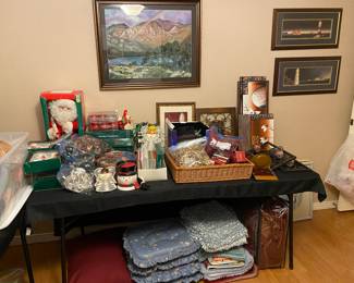 Christmas & Nice collection of small rugs