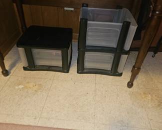 rec room under main smalls table