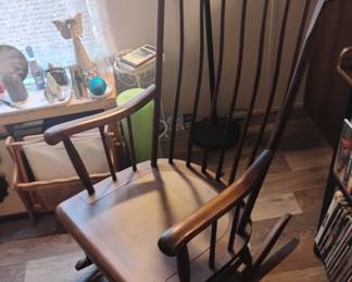Grand Rocker Chair