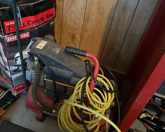 Air compressor