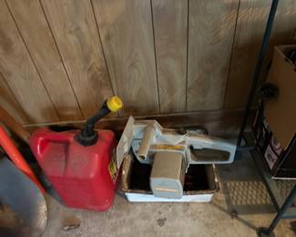 Chainsaw