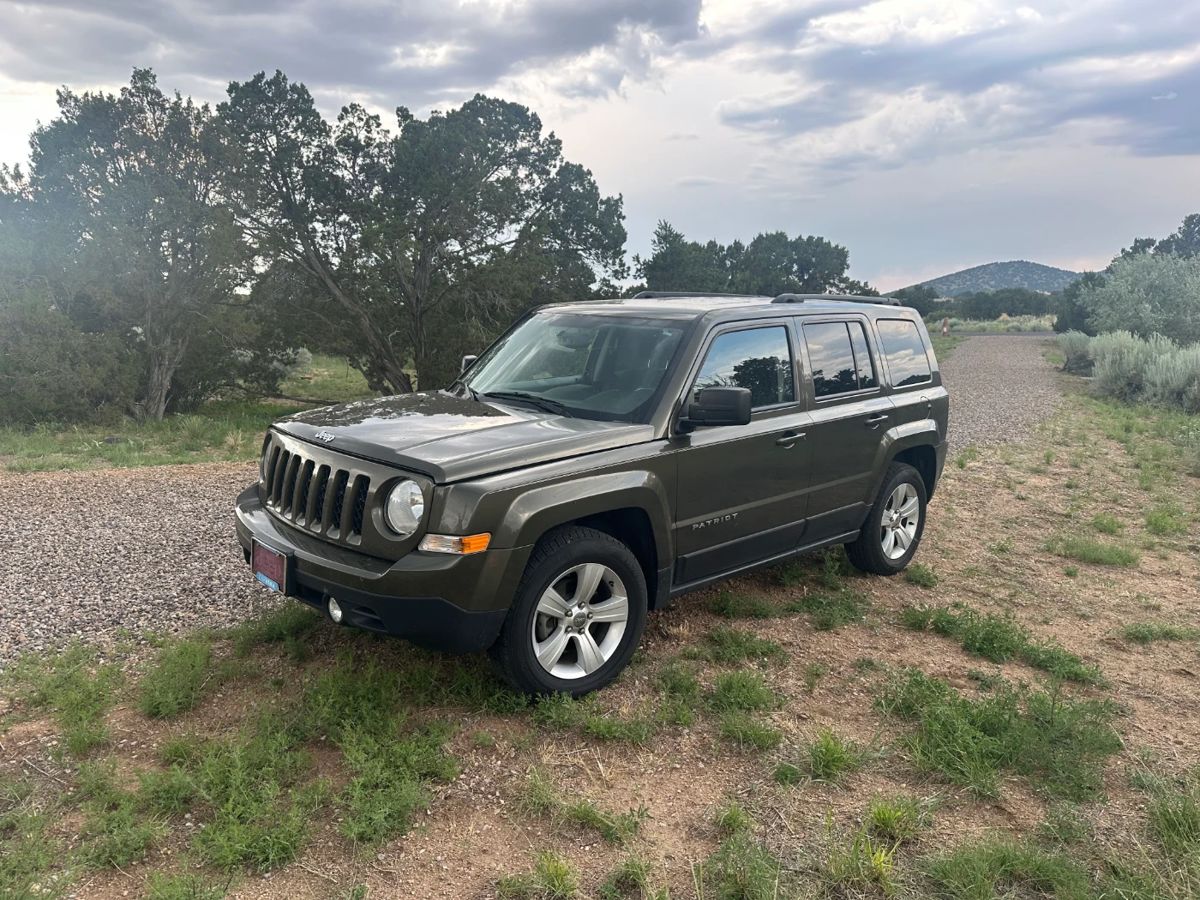2015 Jeep Patriot Latitude – 4 Door Wagon/Sport Utility, with under 102,500 miles. 2.4L I4 F DOHC 16V Gasoline and Front Wheel Drive. Great condition. Four brand new tires. Great second car for young adults, students or for moving items. 