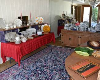 Begin Dining Room Close Up Photos