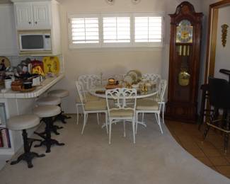 Bar Overview