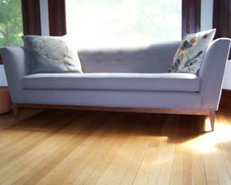 SINGLE CUSHION SOFA
