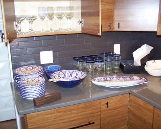 SOME OF THE KITCHEN ITEMS