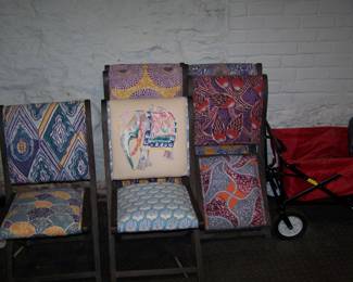 SET OF 6 FOLDING CHAIRS