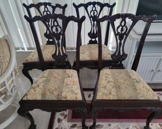 Set of 4 Chippendale chairs