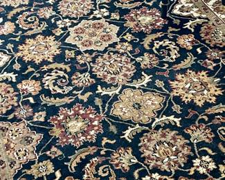 Large Beautiful Room Size Rug