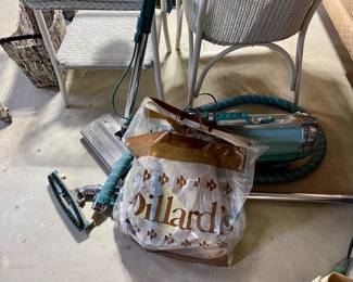 Vtg Electrolux w/ Acc