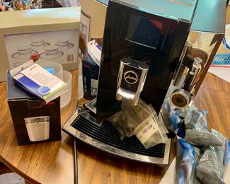 Juru E8 Cappuccino Machinr