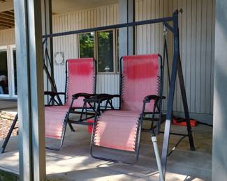 Super comfortable, reclining double swing  on frame 70.00