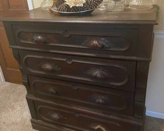 Wood dresser