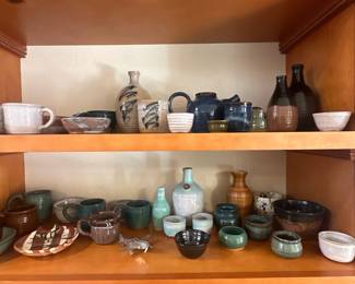 Decorative vases & mugs