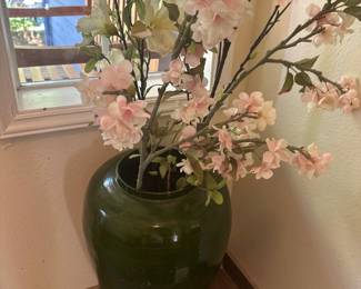 Decorative vase