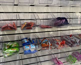 20 acrylic slat wall holders