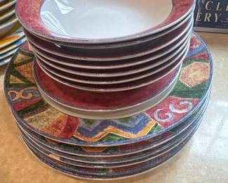 Sakura Madrid 14 pc dinnerware set