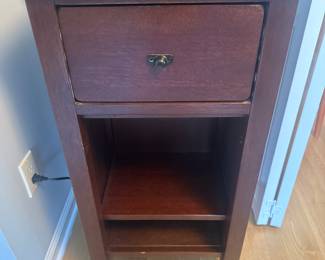 18”L, 14”D. 34”H
