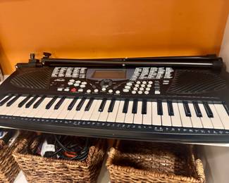 Media keyboard. 29 keys