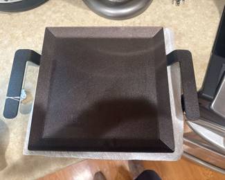 Carbon steel nonstick half griddle