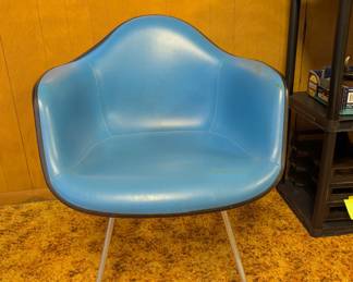 Padded Fiberglass Chair (there are 2 in the auction)