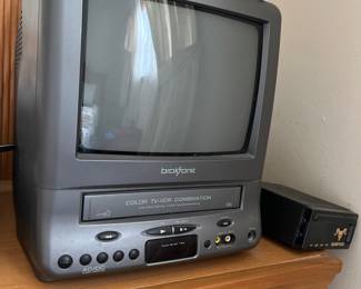 Broksonic color TV VCR combo, 13 inch. Used for gaming and VHS family and wedding tapes.