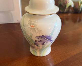 Otagiri vase