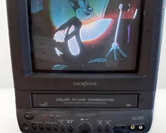 Broksonic TV/ VCR Combo, for gaming or family wedding VHS tapes