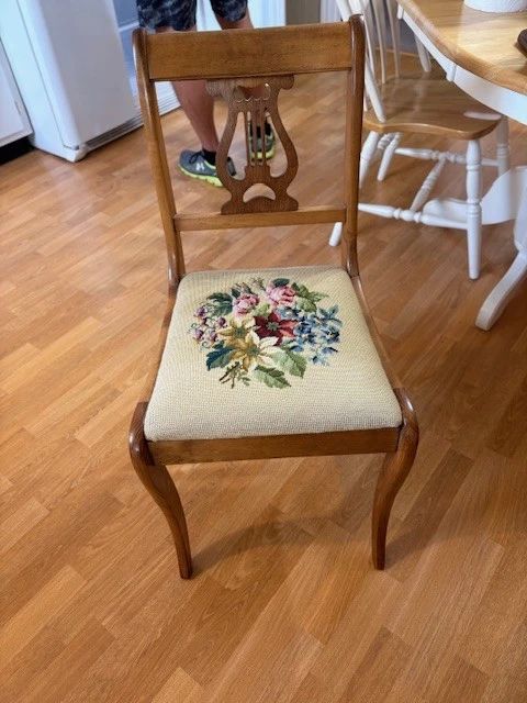 Duncan Phyfe Chair