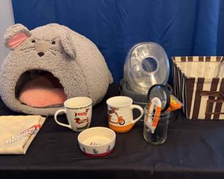 Collection Of Pet Supplies Petthemed Items